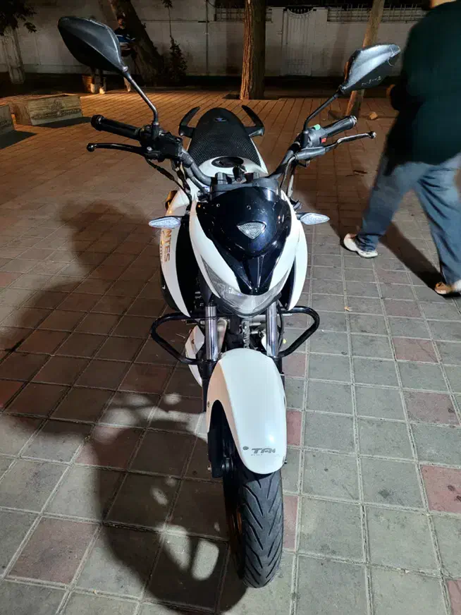 موتورسیکلت زونتس|موتورسیکلت|شیراز, ستارخان|دیوار