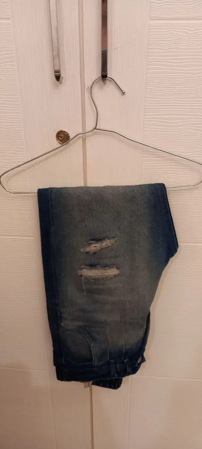 شلوار جین دخترانه|لباس|اندیشه, اندیشه فاز ۱|دیوار