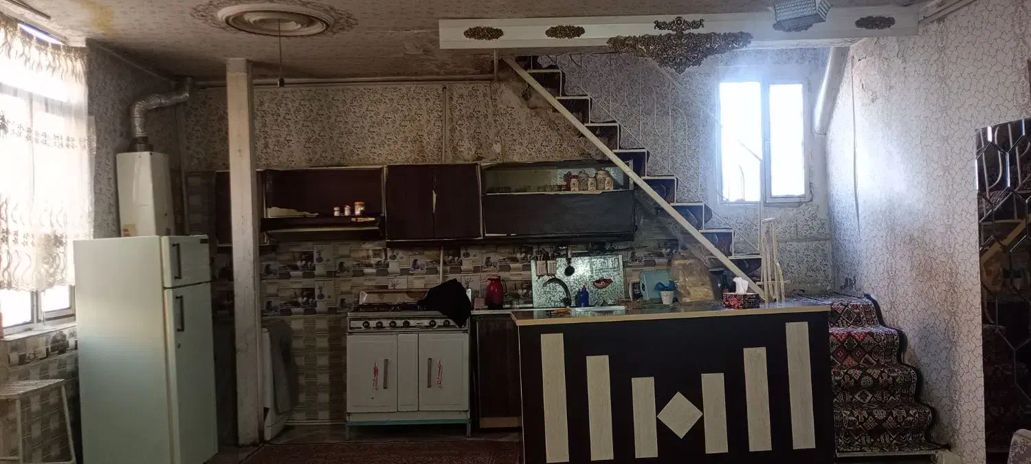 شهرک معلم دهخایی جنوبی فروش آپارتمان طبقه|فروش آپارتمان|کرمانشاه, |دیوار
