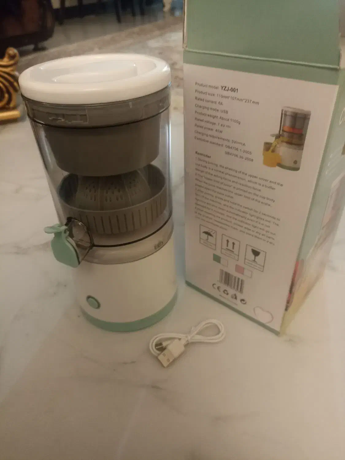 آب مرکبات گیر شارژی|آبمیوه‌گیر و آب‌مرکبات‌گیر|ارومیه, |دیوار