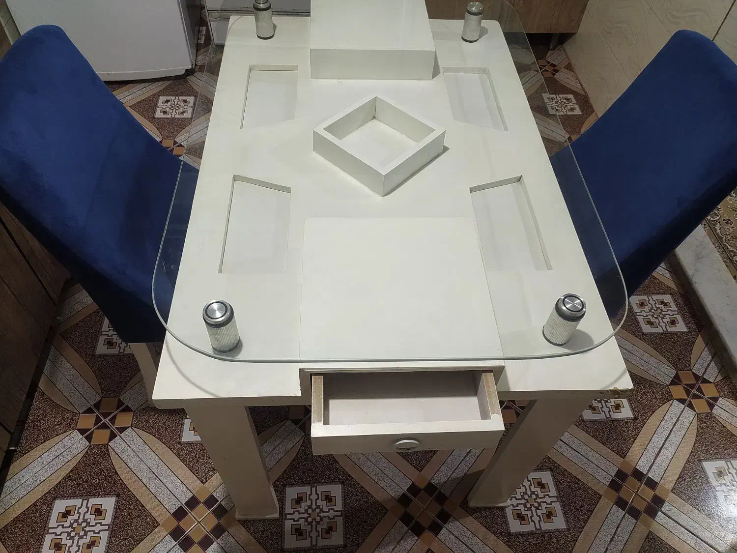 میز غذاخوری محکم و ساخت سفارشی|میز و صندلی غذاخوری|مشکین‌دشت, |دیوار