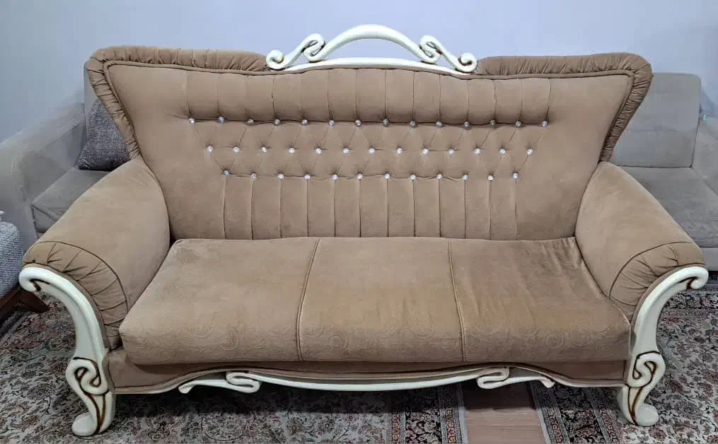 مبلمان ( فروش فوری )|مبلمان خانگی و میز عسلی|رشت, منظریه|دیوار