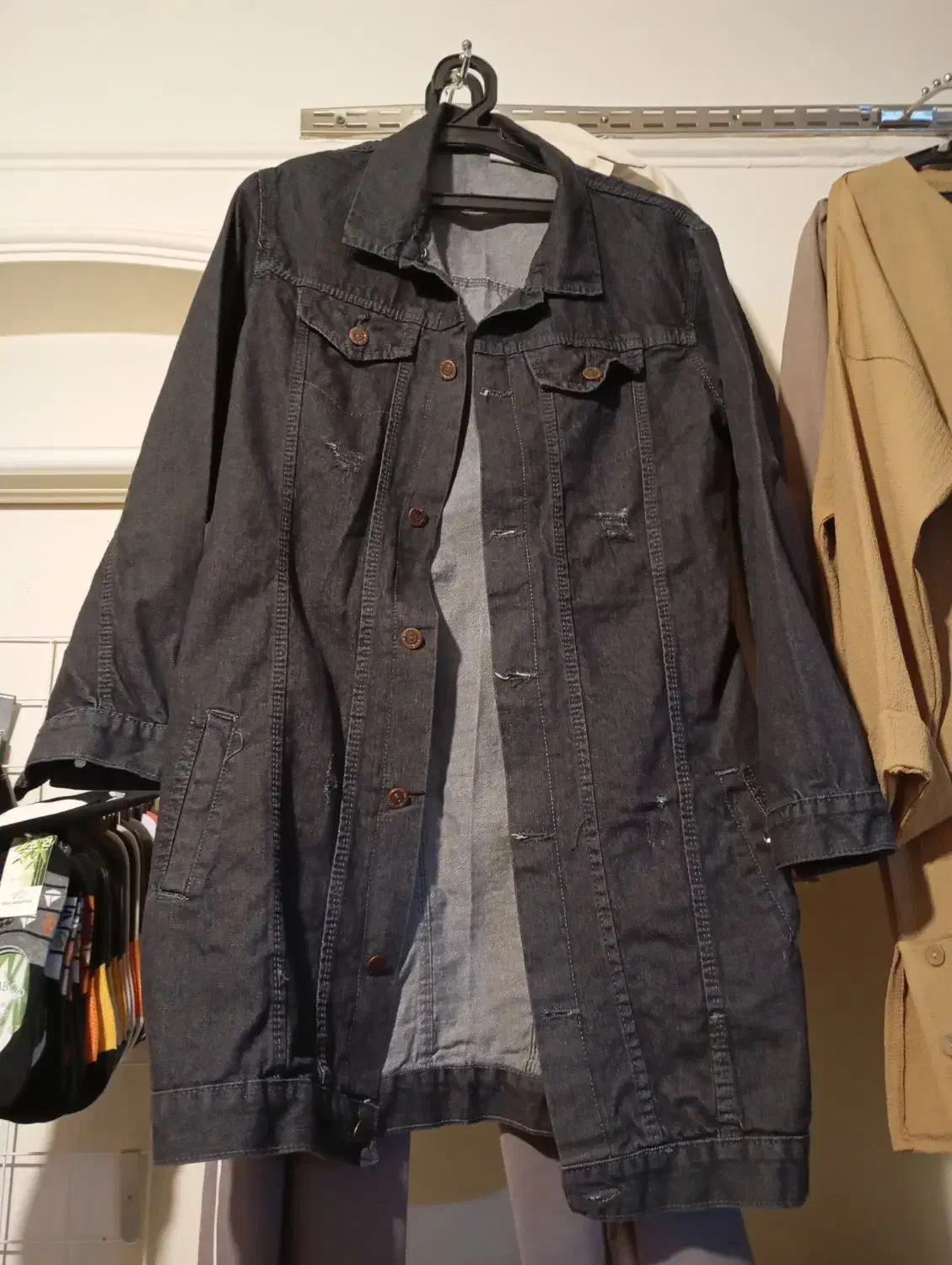 کت لی|لباس|نهاوند, |دیوار