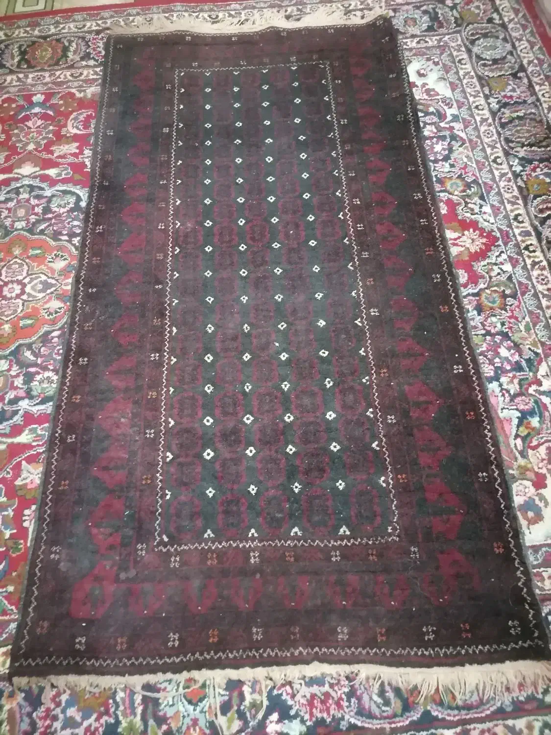 قالیچه دستباف دقایقی پیش درپنچتن|فرش|مشهد, شهید قربانی|دیوار