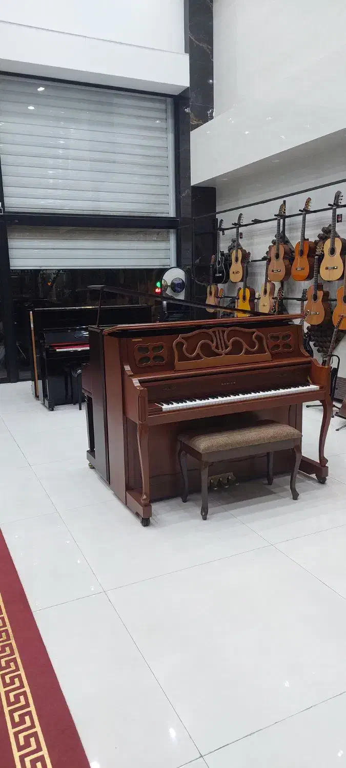 پیانو آکوستیک به قیمت پیانو دیجیتال|پیانو، کیبورد، آکاردئون|گنبد کاووس, |دیوار