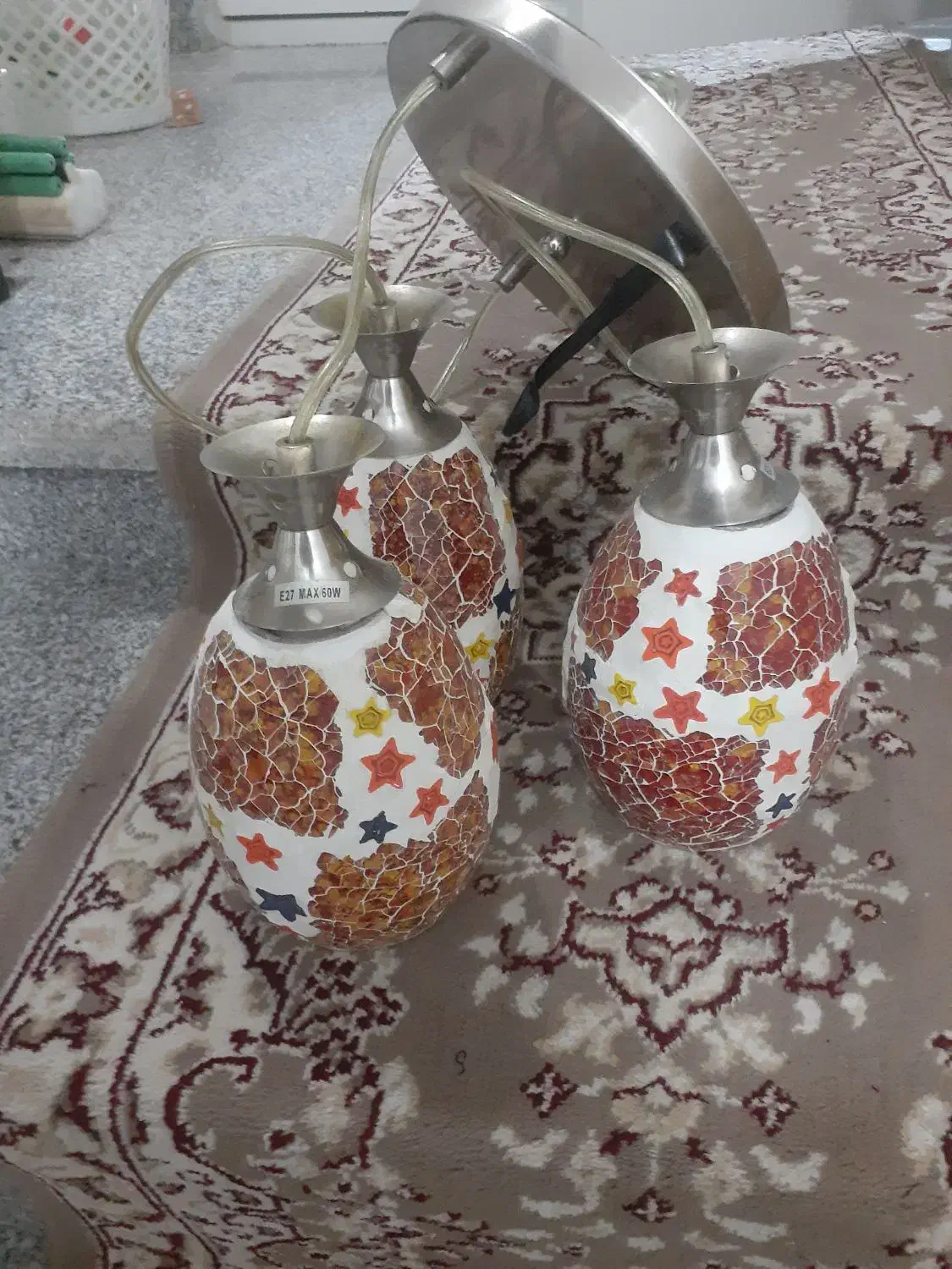 لوستر|لوستر و چراغ آویز|نیشابور, بزرگمهر|دیوار