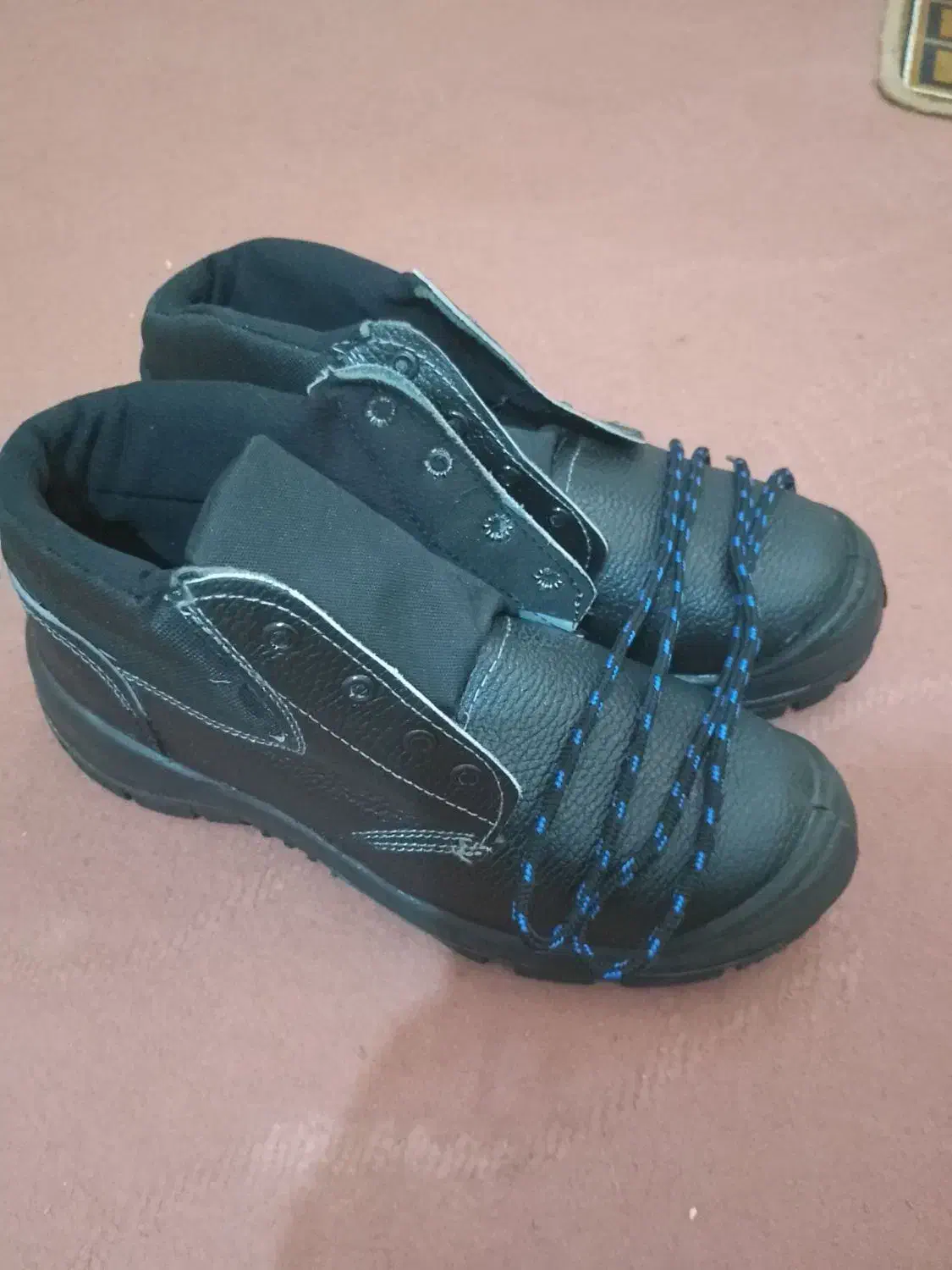 کفش کار سایز ۴۳|کیف، کفش، کمربند|پاکدشت, خاتون آباد|دیوار