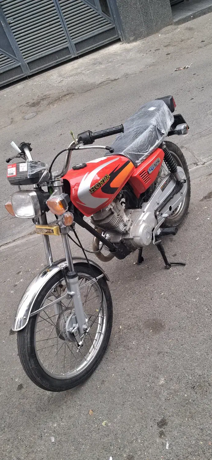 موتور هوندا ۱۲۵|موتورسیکلت|وحیدیه, |دیوار