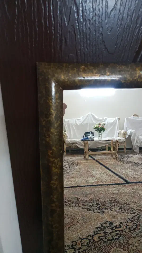 ایینه قاب چوبی ابعاد 98سانت طول عرض86سانت|آینه|کرج, گلشهر|دیوار