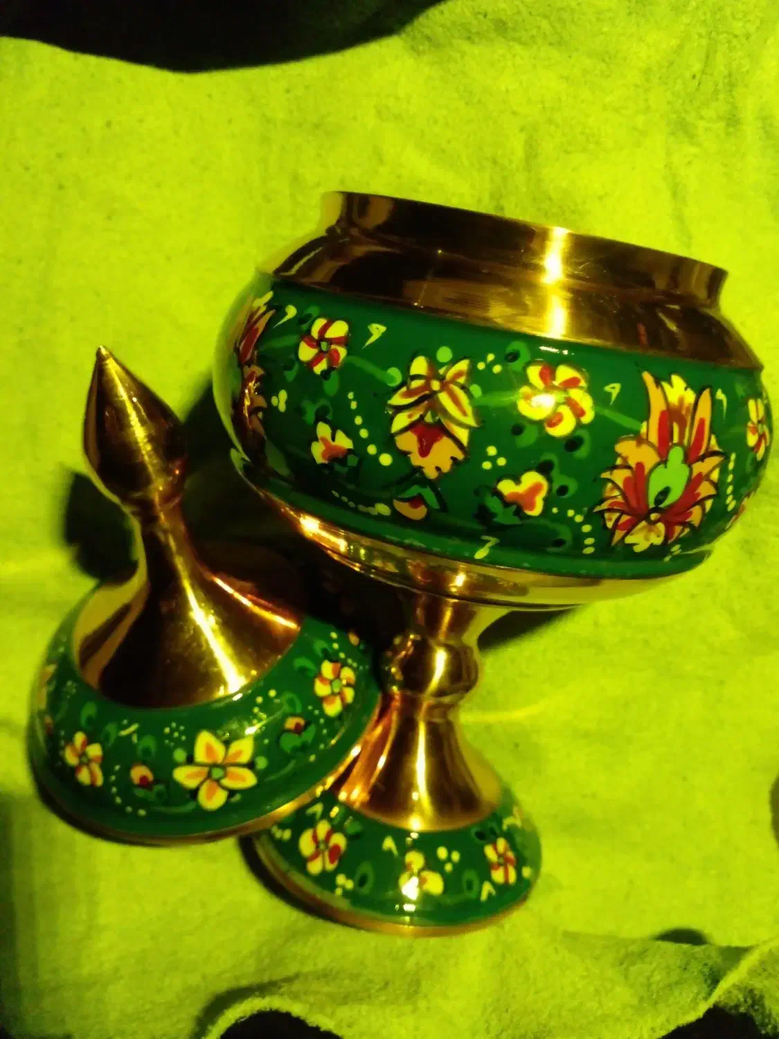 شکلات خوری|ظروف سرو و پذیرایی|شیروان (خراسان), |دیوار