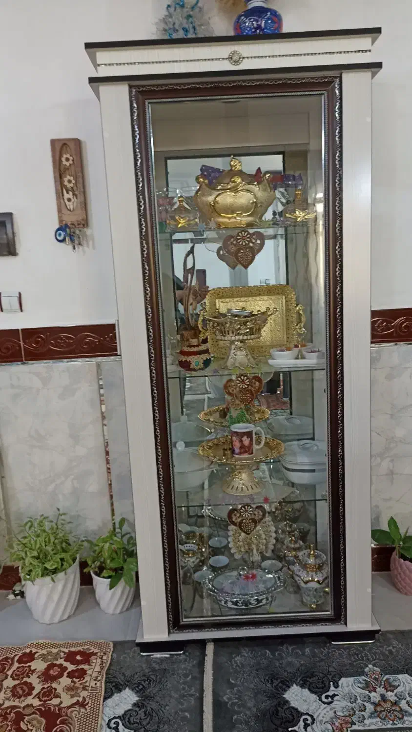 بوفه ،،بدون وسایل داخل|بوفه، ویترین، کنسول|اسدآباد, |دیوار