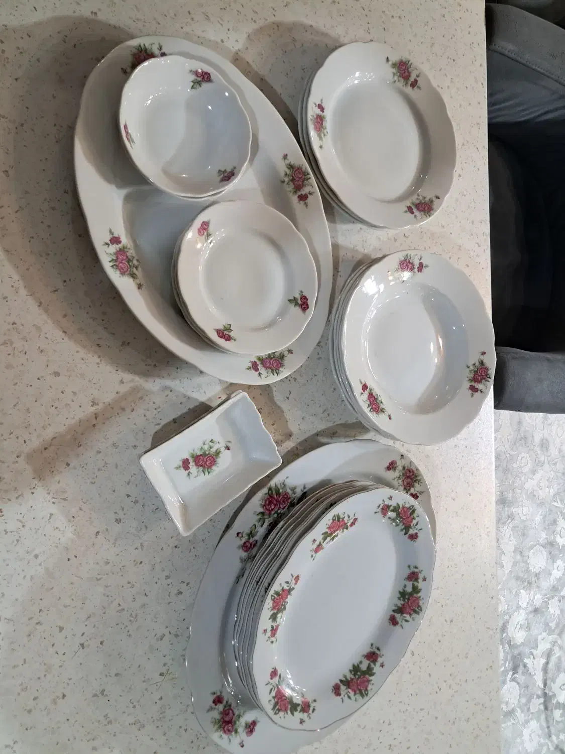 سرویس چینی|ظروف سرو و پذیرایی|شیراز, شهرک مدرس|دیوار