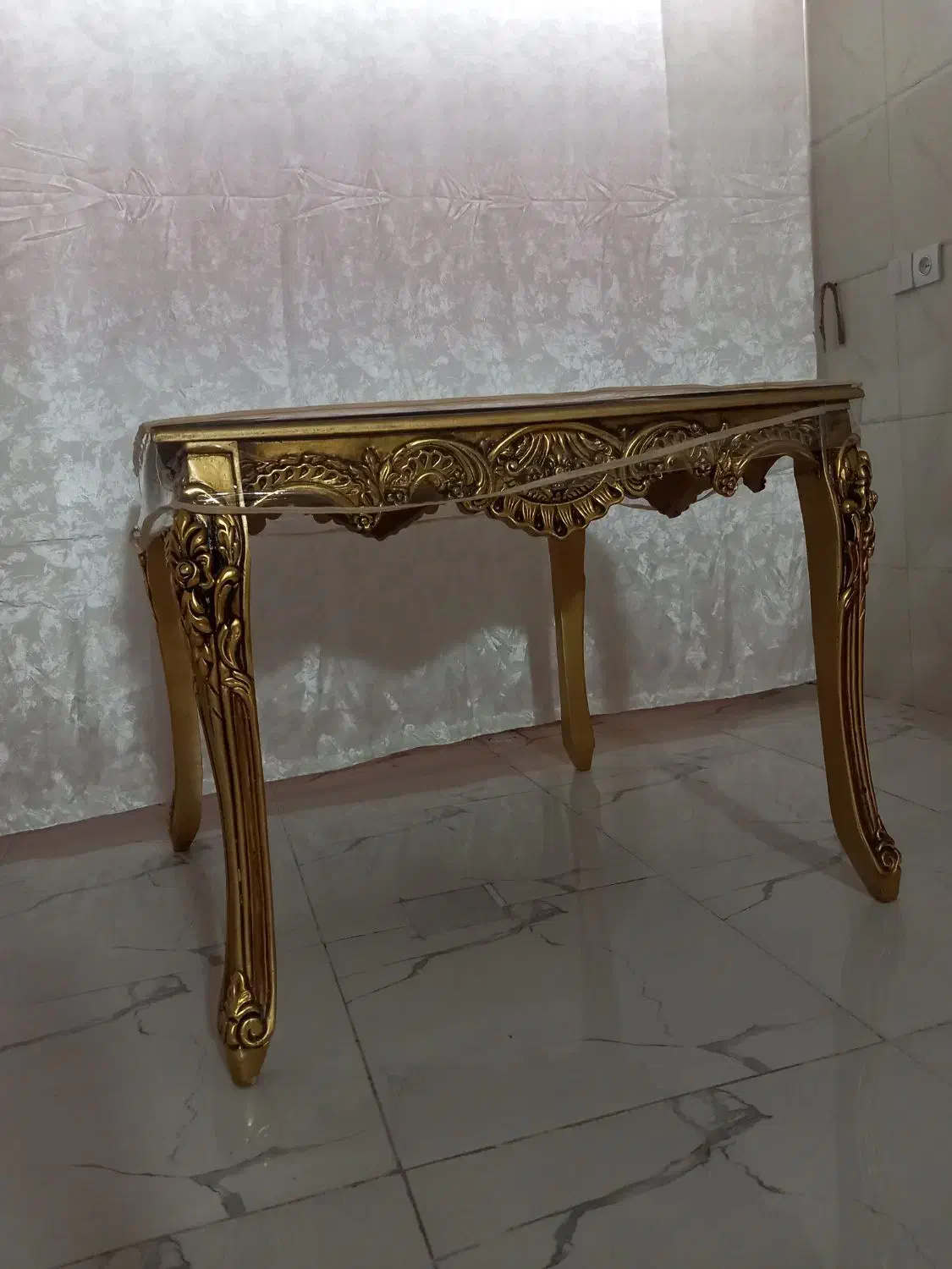 میز غذا خوری|میز و صندلی غذاخوری|ایوان, |دیوار