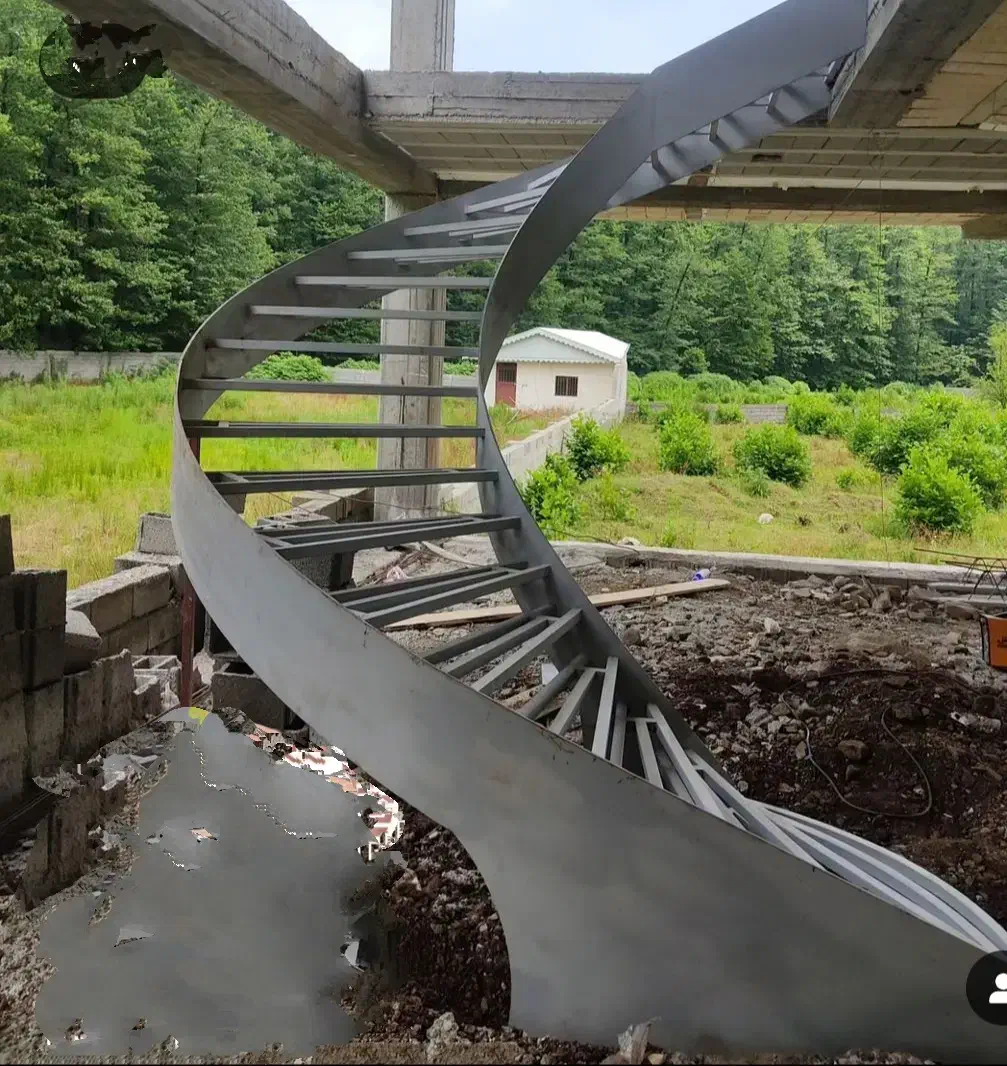 تولید پله های پیچ حفاظ نرده درب اکاردویی|خدمات پیشه و مهارت|اصفهان, شاه پسند|دیوار