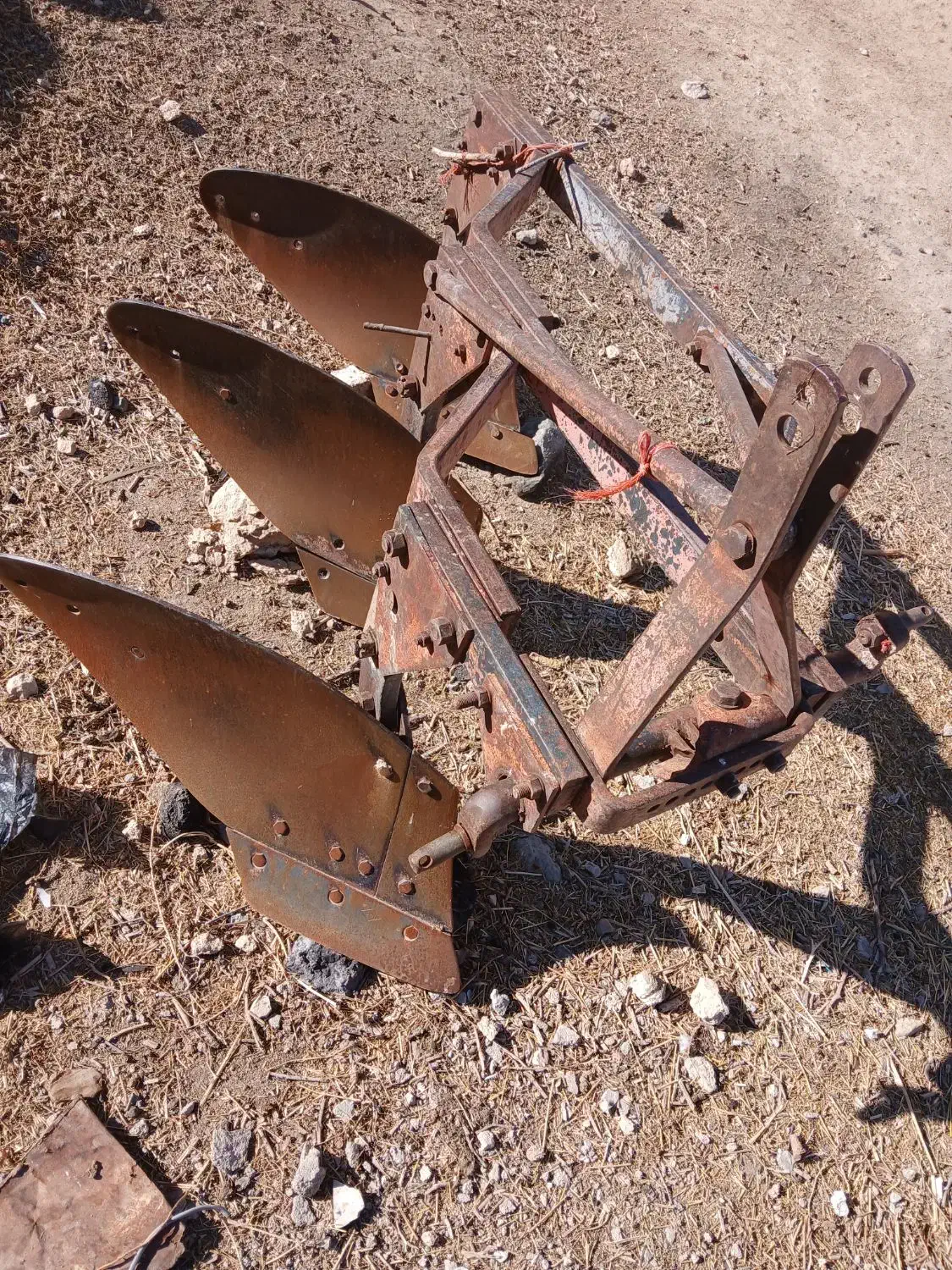 گاو آهن|ابزارآلات|سریش آباد, |دیوار