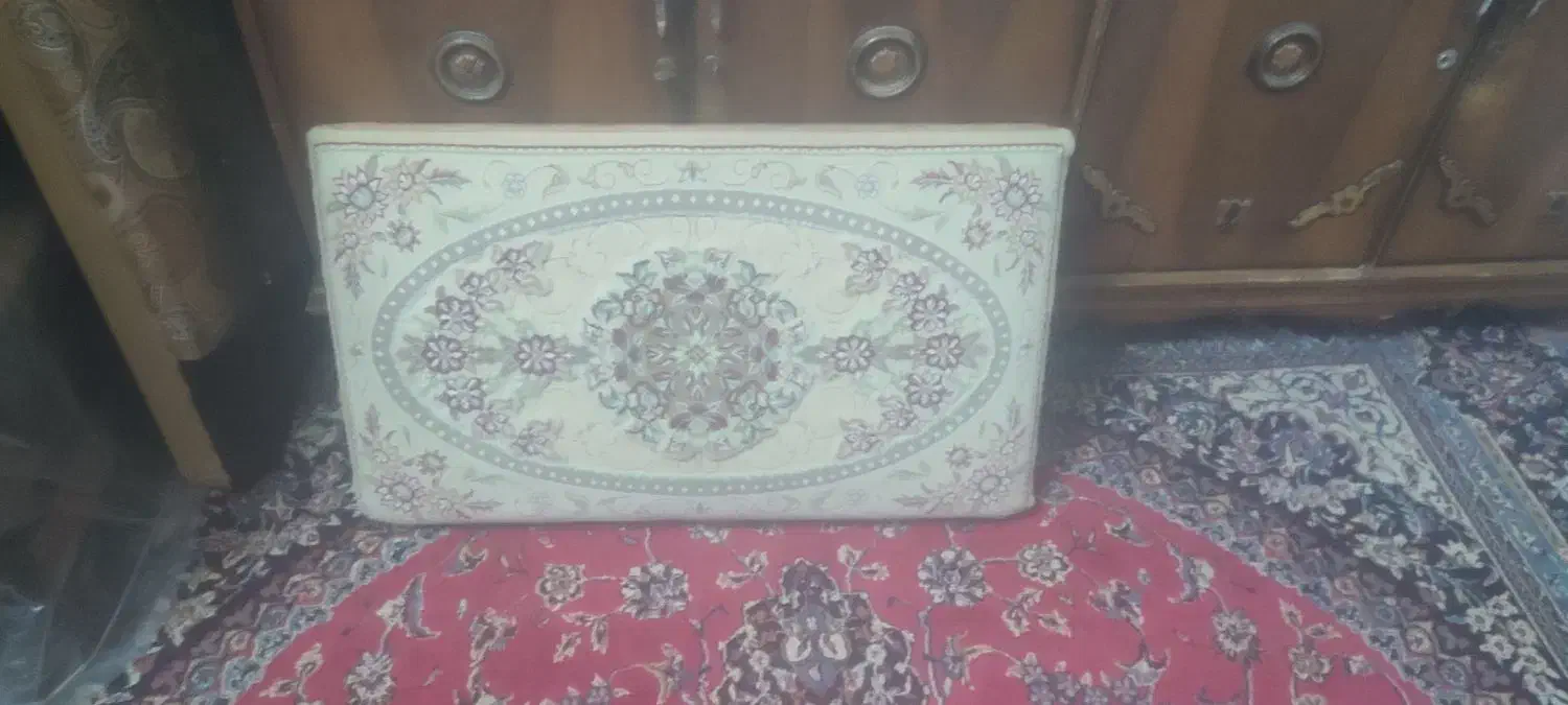 پشتی|پشتی|برازجان, |دیوار