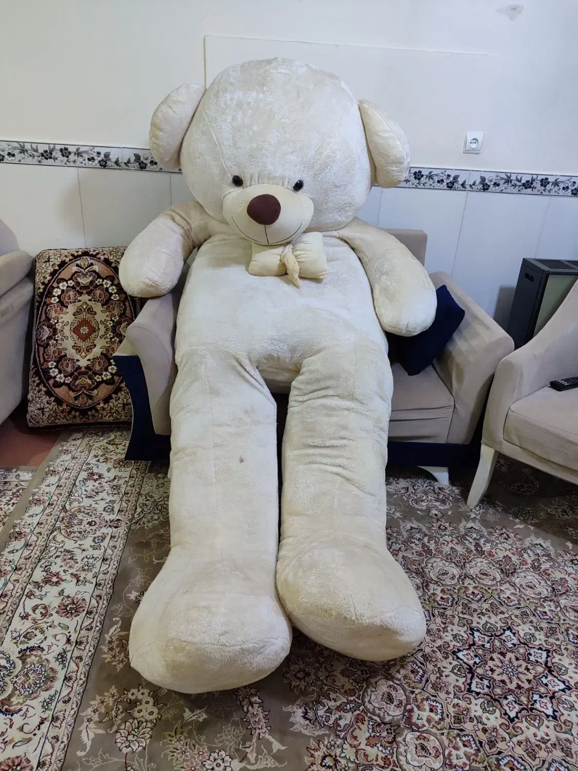 عروسک ۳ متر|اسباب‌بازی بچه|سنندج, |دیوار