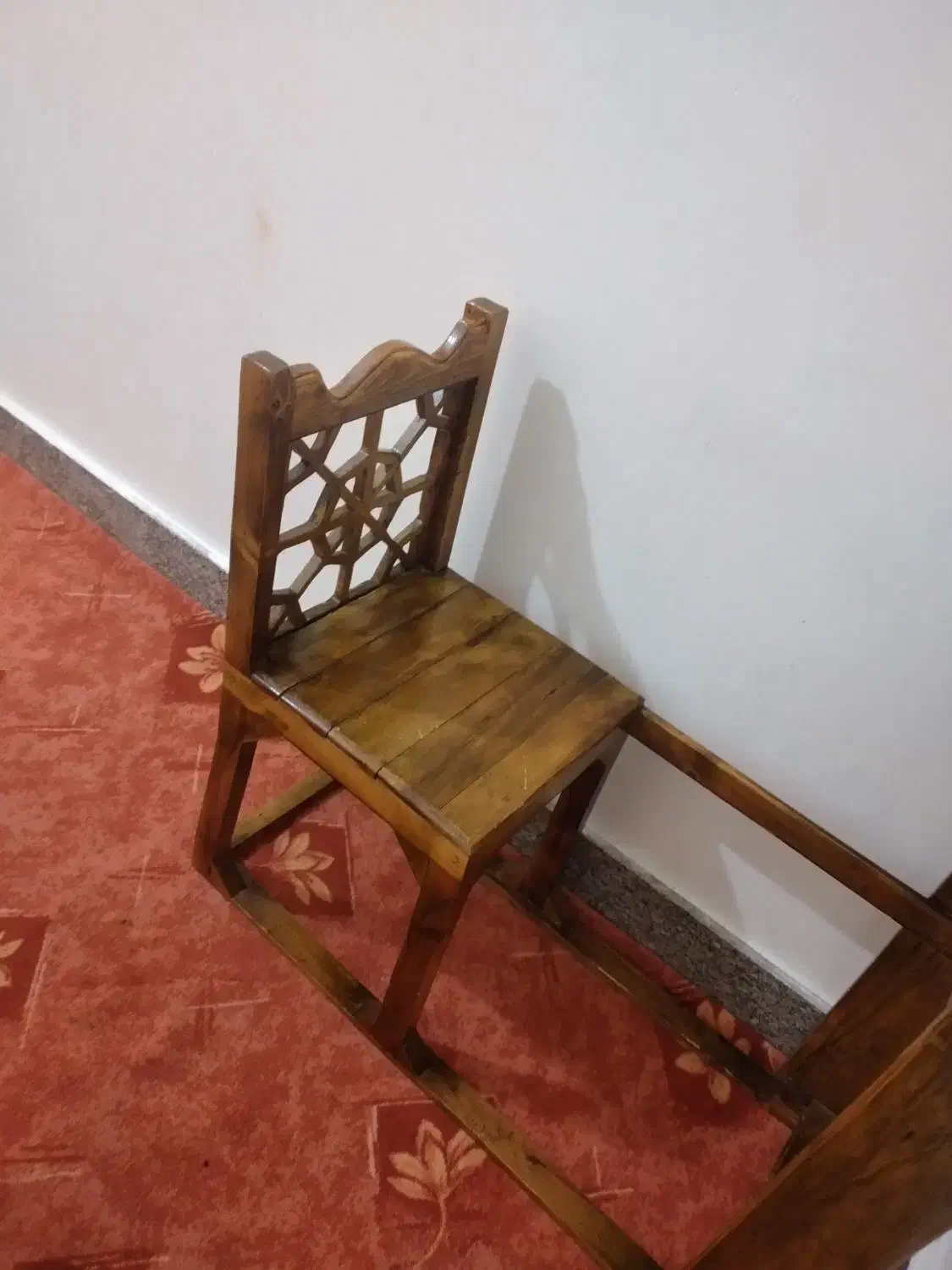 میز و صندلی نماز|صندلی و نیمکت|قنوات, |دیوار