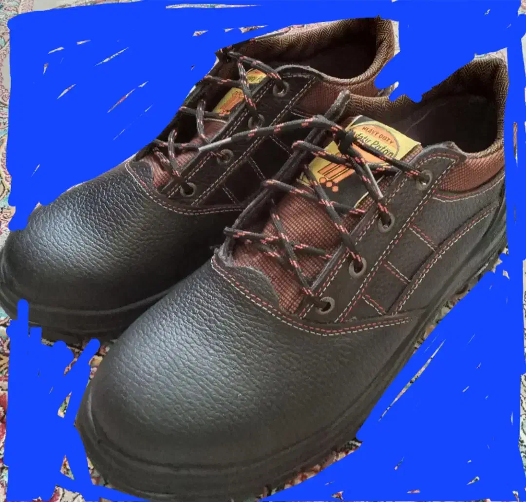 کفش ایمنی نو سایز ۴۲ قیمت ۵۰۰|کیف، کفش، کمربند|ساوه, |دیوار