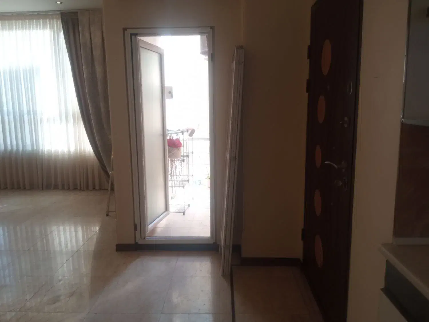 105متر 2خوابه یوسف آباد بن سینا