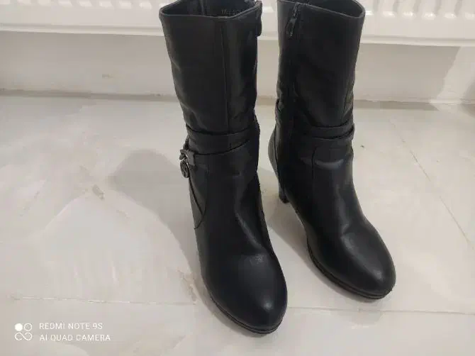 بوت خارجی مارک کالو|کیف، کفش، کمربند|قم, بنیاد|دیوار