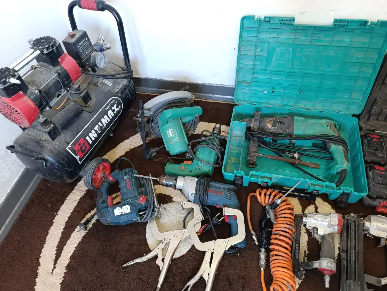 ابزار کابینت|ابزارآلات|چهارباغ, |دیوار