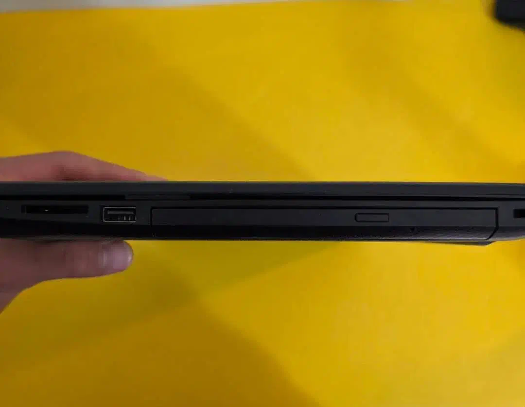 لپ تاپ HP|رایانه همراه|اصفهان, باغ نگاره|دیوار