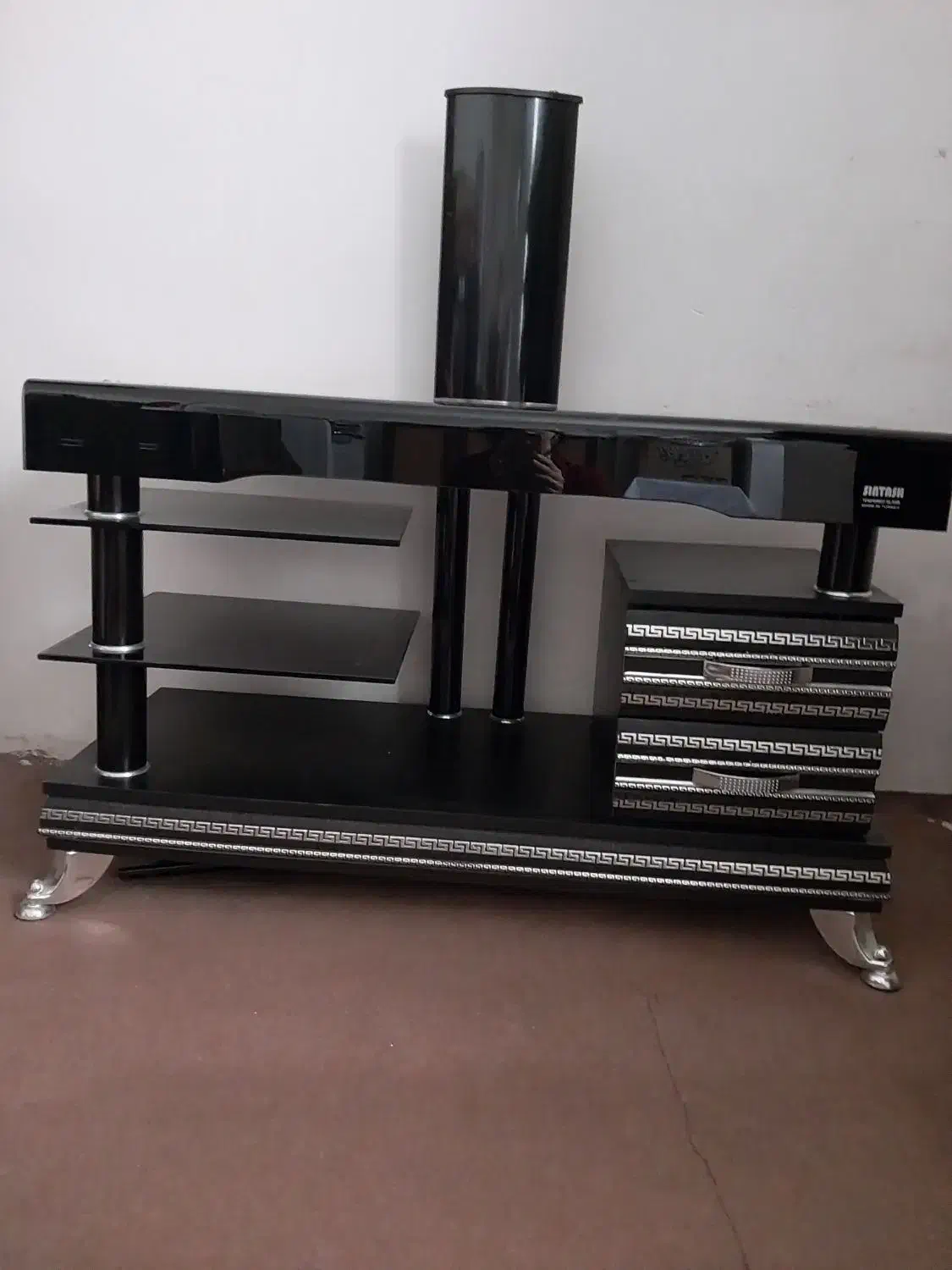 میز تلوزیون درحد نو|میز تلویزیون|مشگین شهر, |دیوار