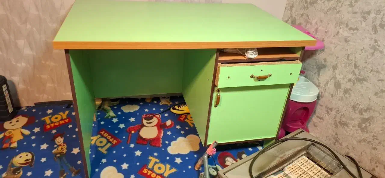 میز تحریز و کامپیوتر|میز تحریر و کامپیوتر|مرودشت, تامین اجتماعی|دیوار