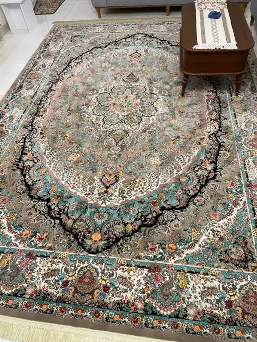 فرش بهمراه یکعدد بوفه|فرش|رشت, استادسرا|دیوار