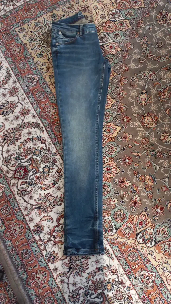 شلوار جین|لباس|اراک, |دیوار