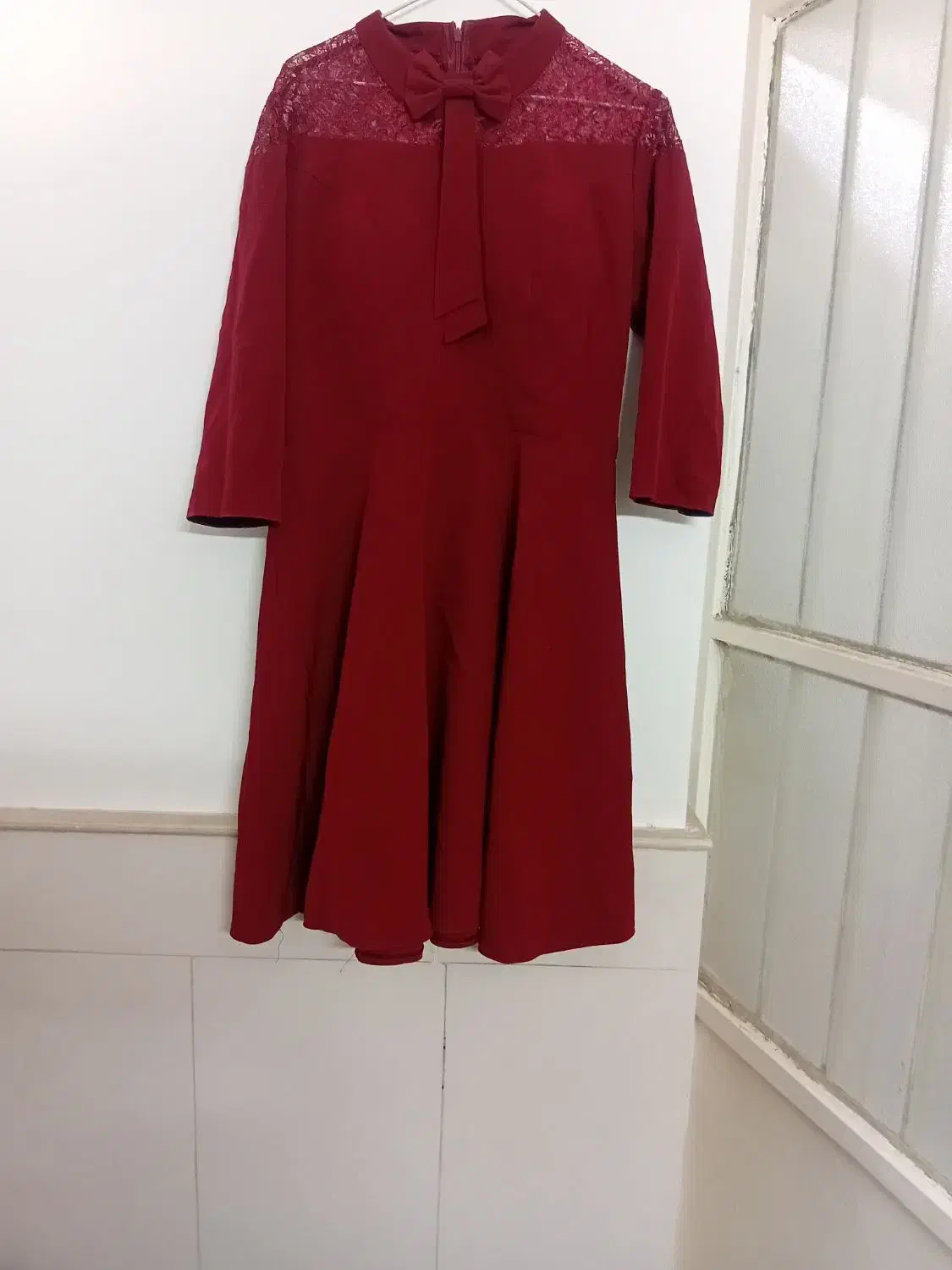 لباس مجلسی|لباس|قم, دروازه ری|دیوار