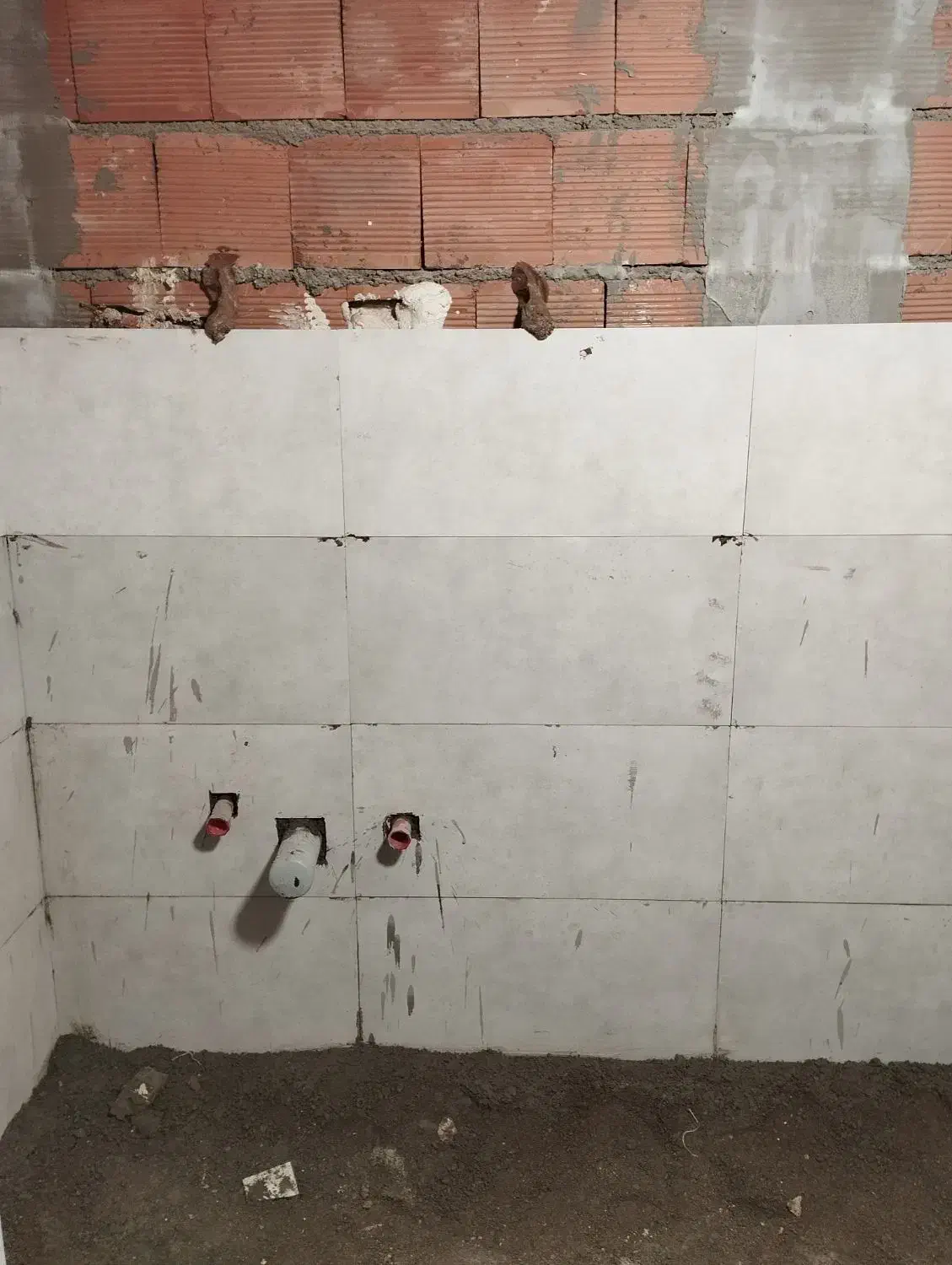 کارگر ساده ساختمانی|استخدام معماری، عمران و ساختمانی|اردبیل, |دیوار