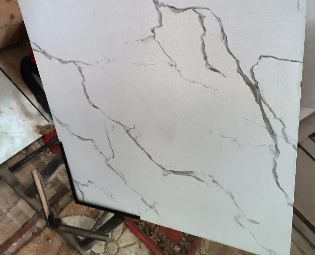 کاشی و سرامیک قیمت مناسب ، کاشی فروشی نگین|مصالح و تجهیزات ساختمان|قمرود, |دیوار