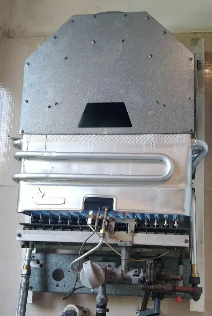 آبگرمکن دست دوم|آبگرمکن، پکیج، شوفاژ|بروجرد, |دیوار