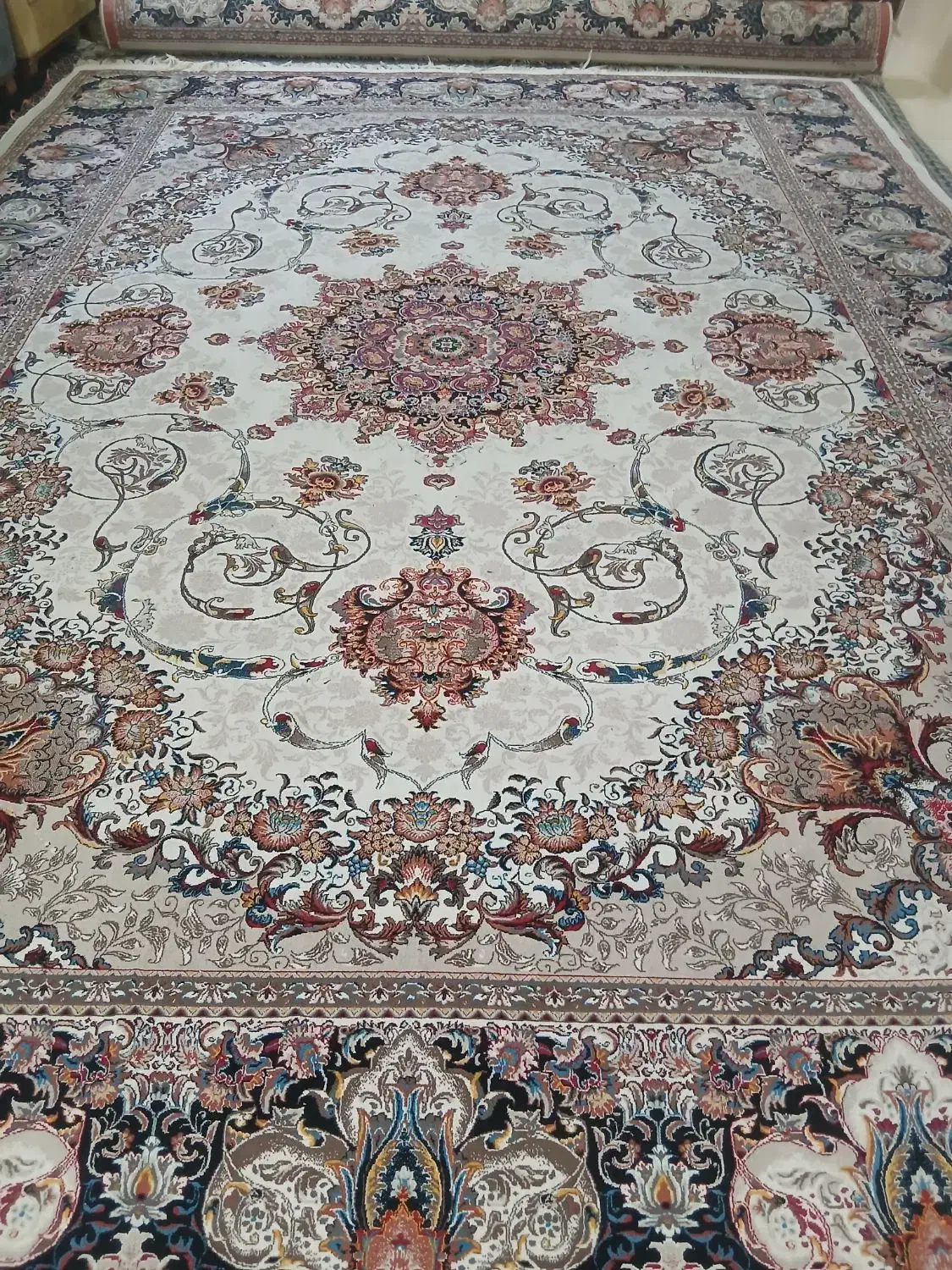 فرش ۱۲متری جفت ۱۰۰۰شانه دسبافت گونه|فرش|بجنورد, |دیوار