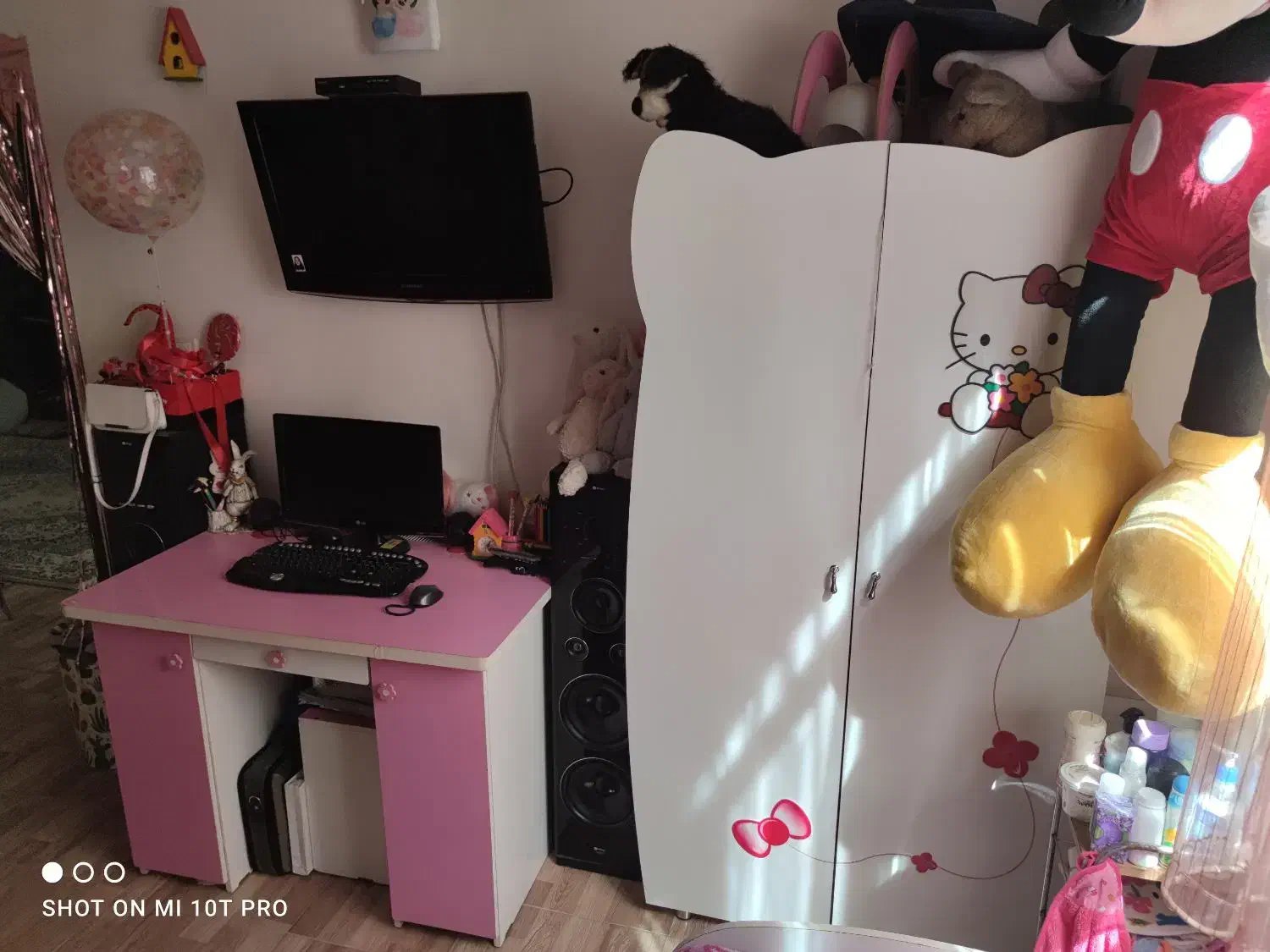 سرویس خواب دخترانه|تخت و سرویس خواب|فولادشهر, فولادشهر|دیوار