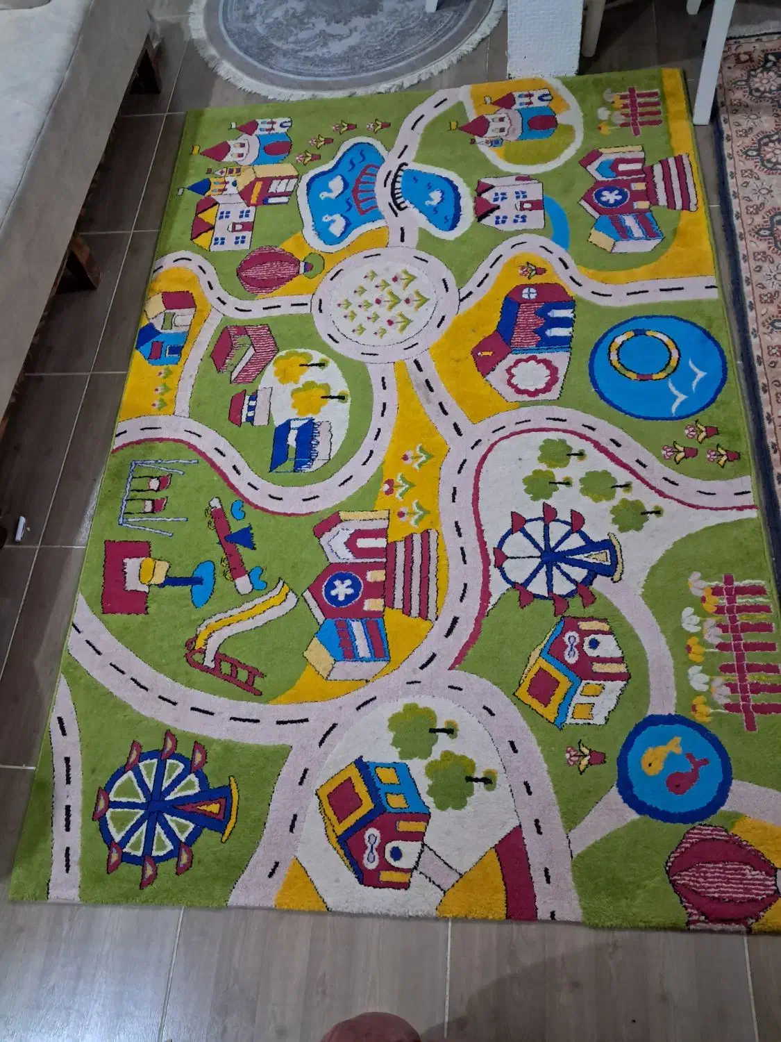 فرش ۴ متری|فرش|رشت, یخسازی|دیوار