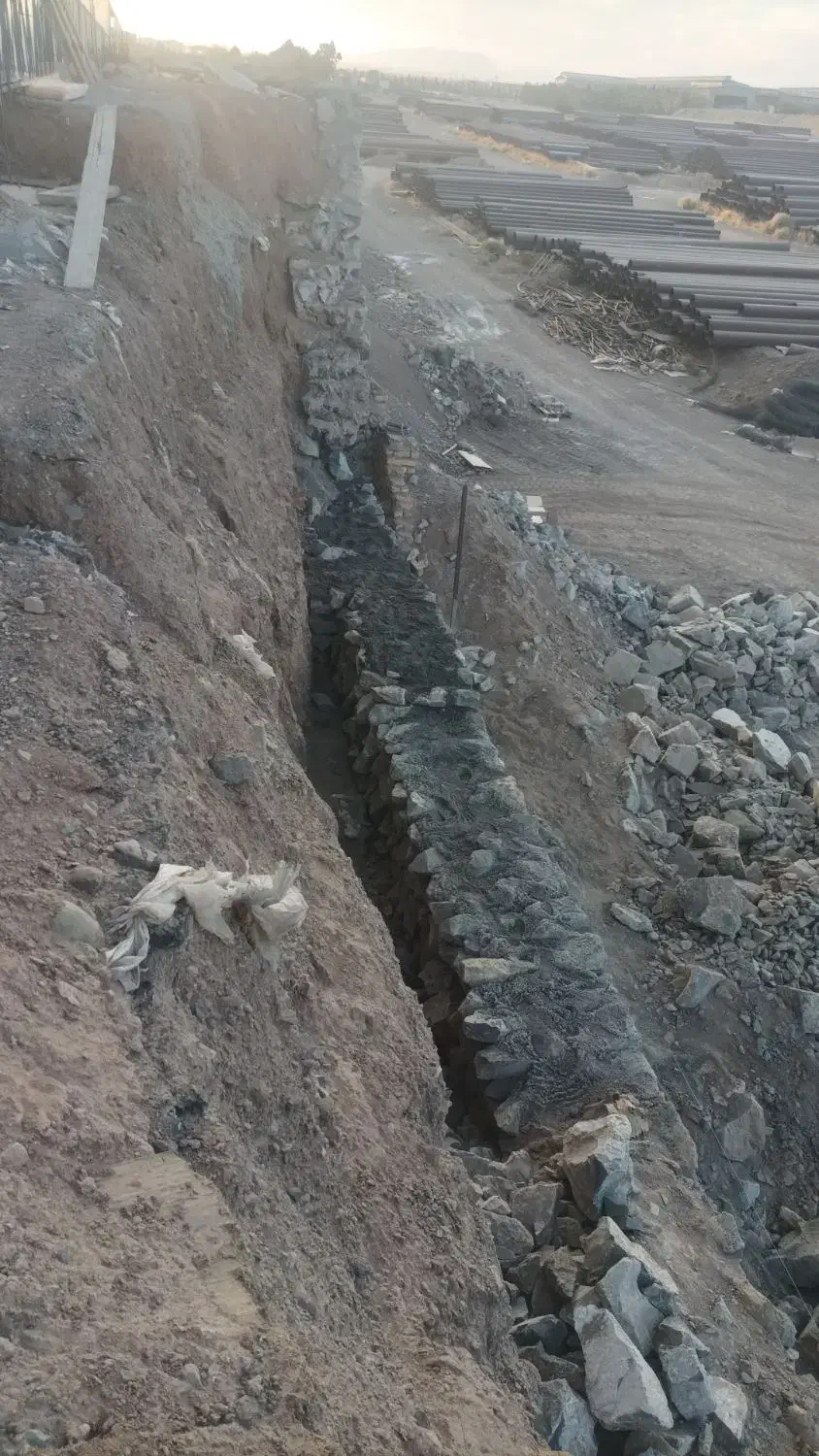 بنا .،|استخدام معماری، عمران و ساختمانی|سلفچگان, |دیوار