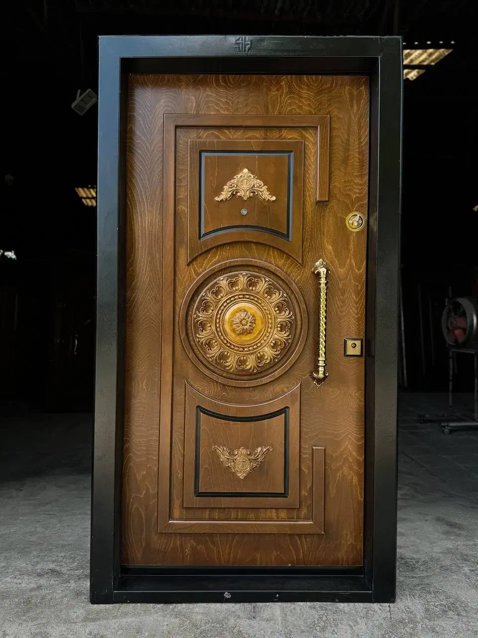 درب ضدسرقت هلالی کد ۷۰۰۵۳۲۹۰۰|مصالح و تجهیزات ساختمان|چالوس, |دیوار