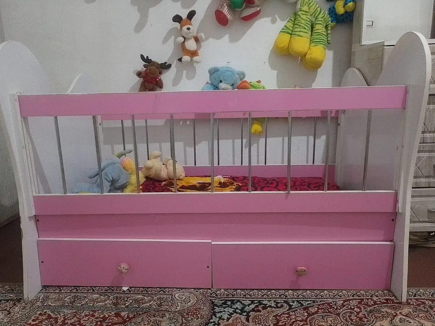 تخت بچه|تخت و صندلی بچه|کرمانشاه, |دیوار