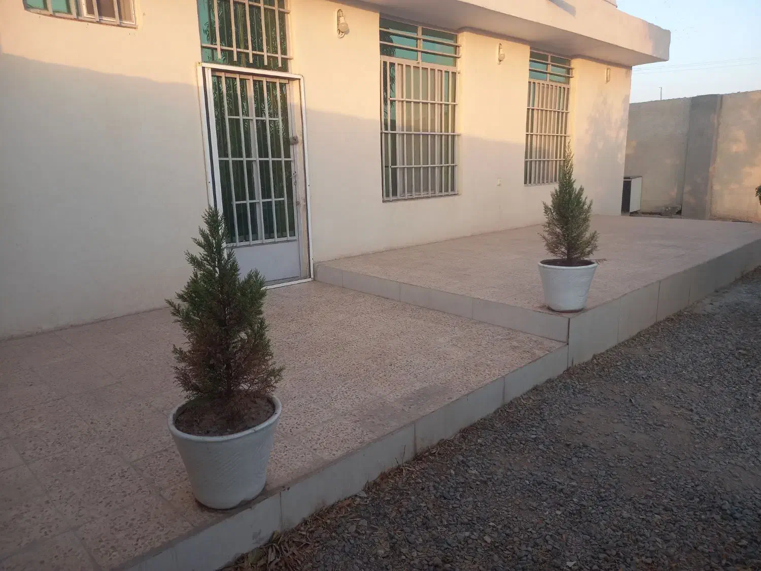 باغ ۱۱۰۰ متری مبارکه نصیرآباد.نزدیک استخر اسپینر|فروش خانه و ویلا|مبارکه, |دیوار