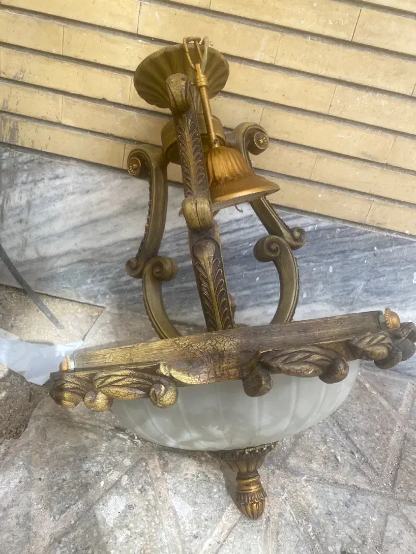 لوستر تک شاخه|لوستر و چراغ آویز|بروجرد, |دیوار