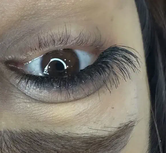 اکستنشن مژه|خدمات آرایشگری و زیبایی|ایلام, |دیوار