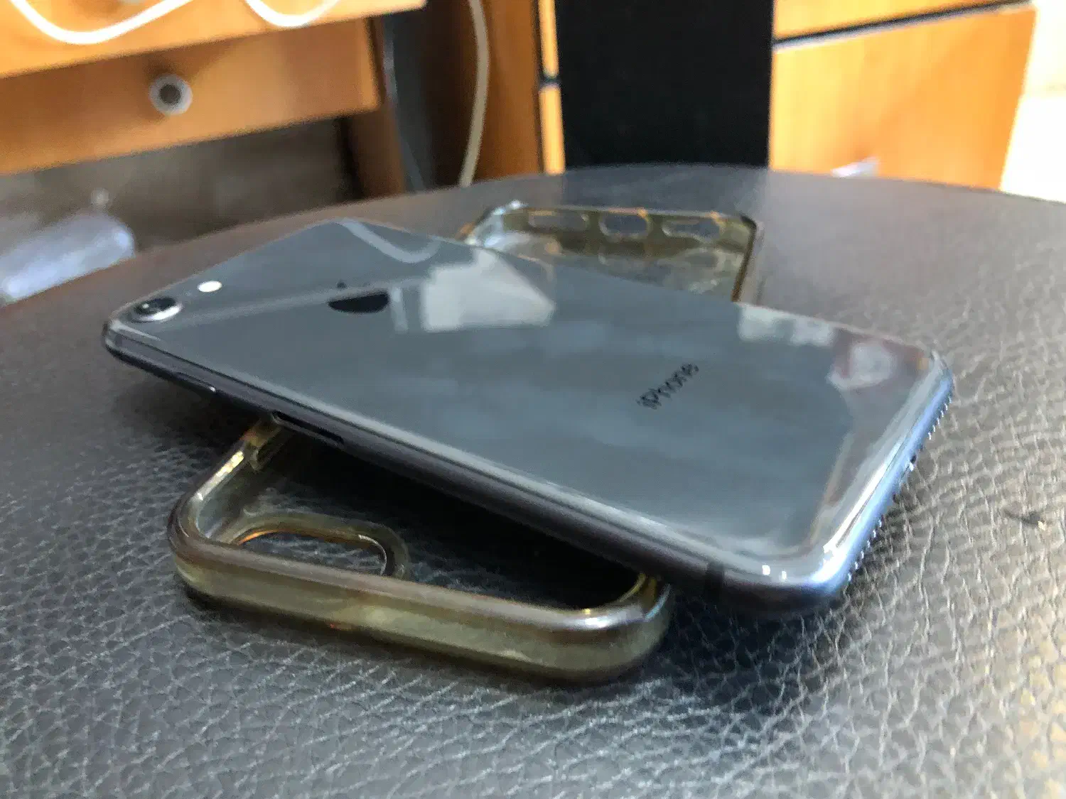 iPhone 8 تک|موبایل|پرند, فاز ۵|دیوار