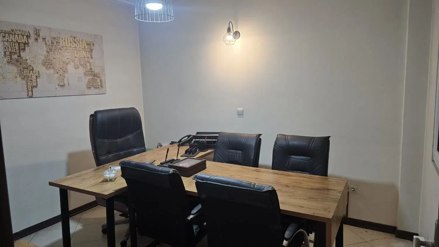 اجاره اتاق ۱۰متری مبله|اجارهٔ دفتر کار، اتاق اداری، مطب|تهران, شهرک آزمایش|دیوار