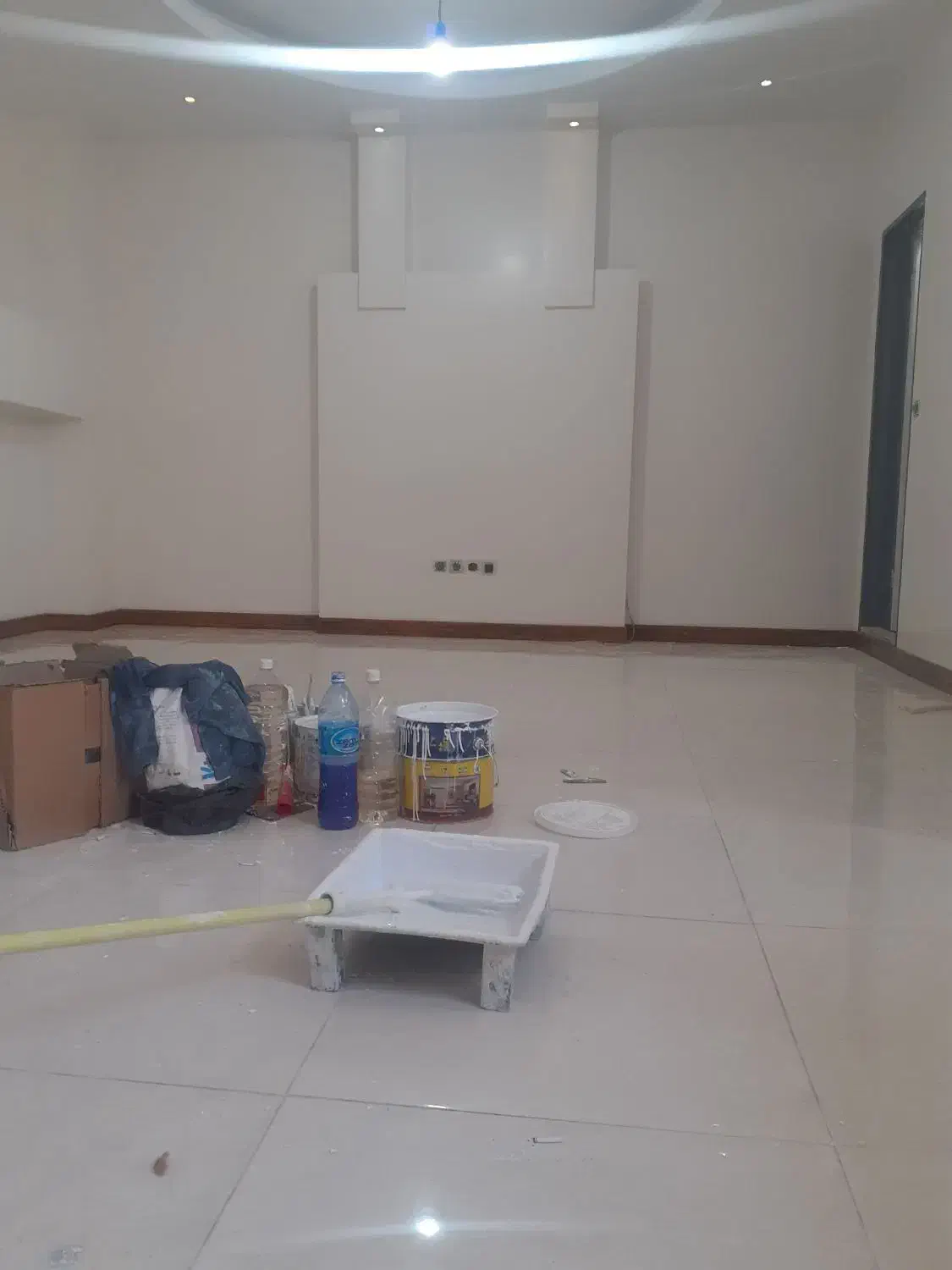 نقاش و نقاشی ساختمان|خدمات پیشه و مهارت|همدان, |دیوار