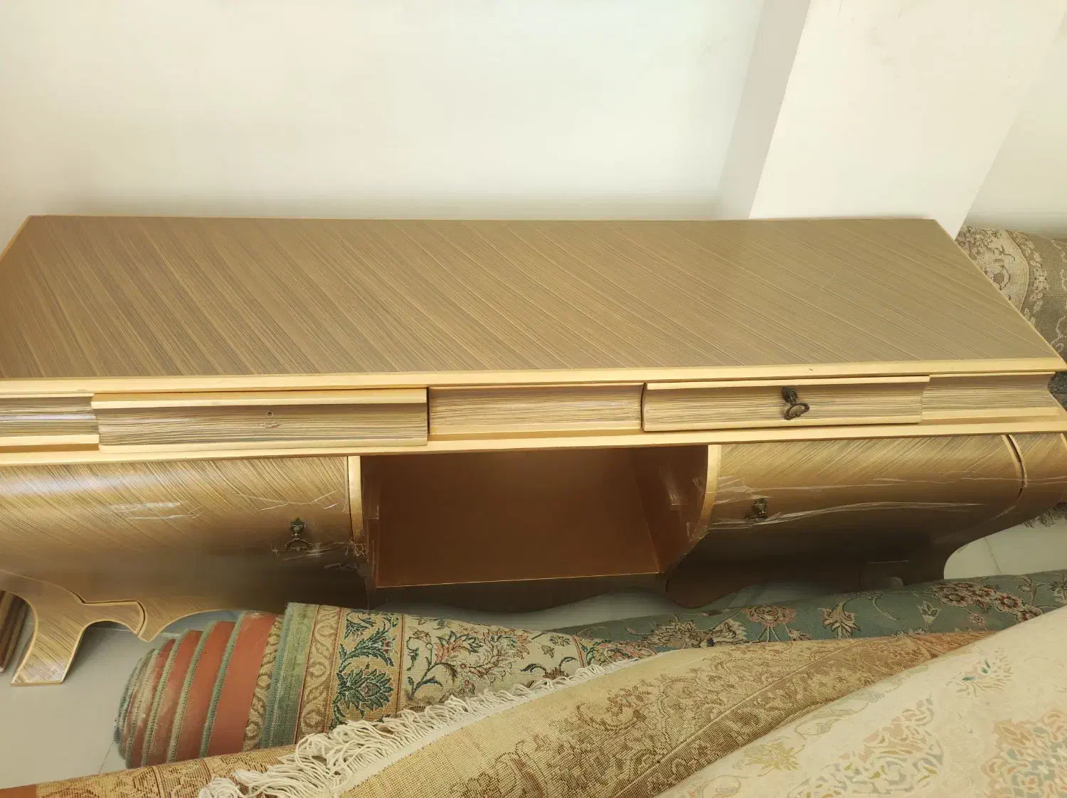 کنسول وبوفه و میزتلویزیون|بوفه، ویترین، کنسول|مشهد, احمدآباد|دیوار