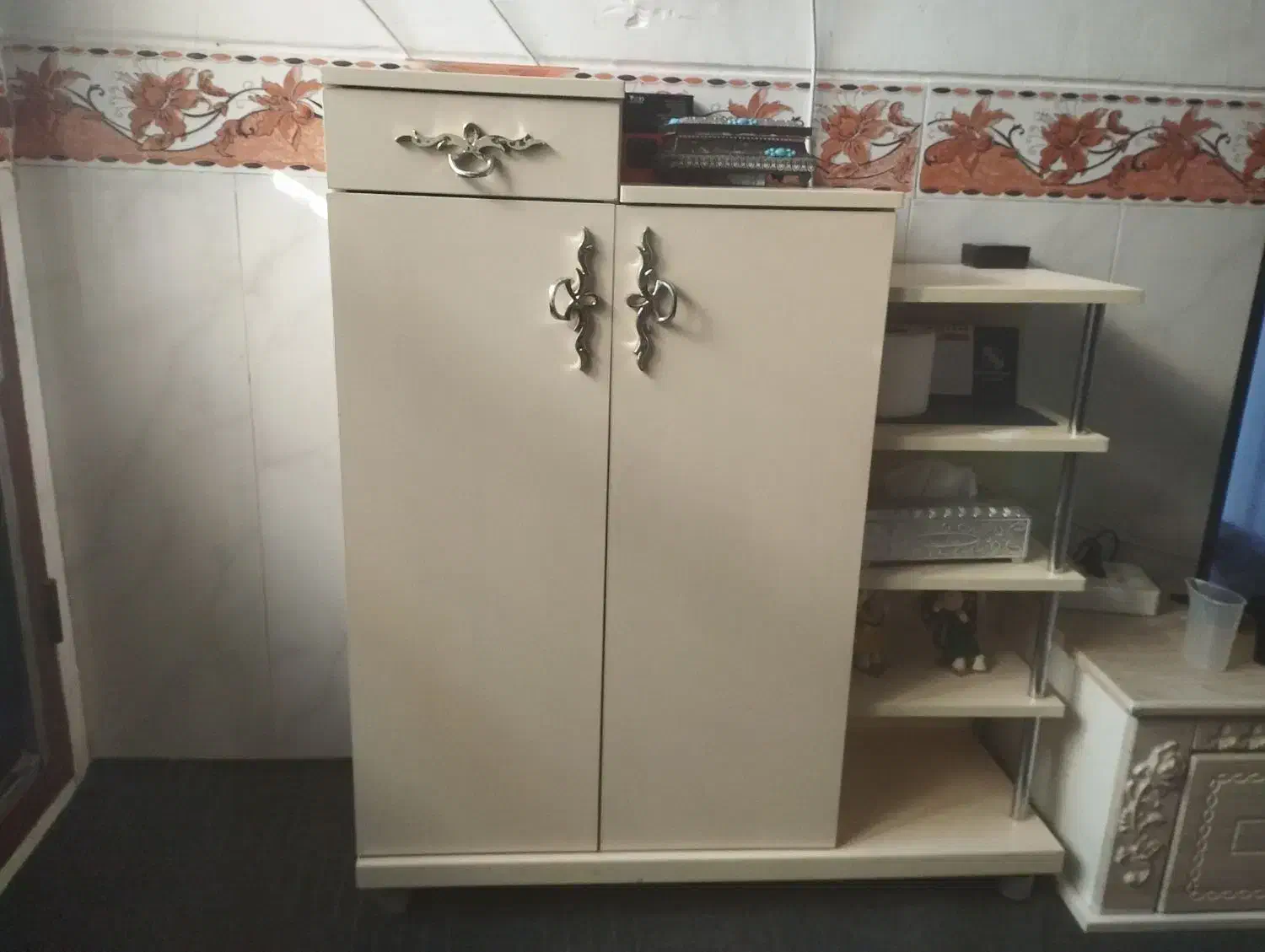 فروش جاکفشی|جاکفشی، کمد، دراور|رباطکریم, نصیرشهر|دیوار