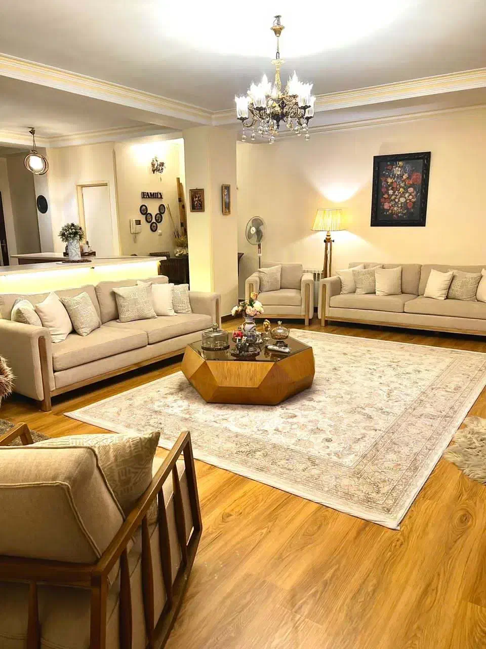 ۹۰ متر فول امکانات زیر قیمت فروشنده واقعی|فروش آپارتمان|تهران, استقلال|دیوار